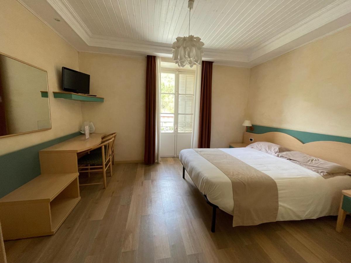 Le Mirval Hotel La Brigue Buitenkant foto
