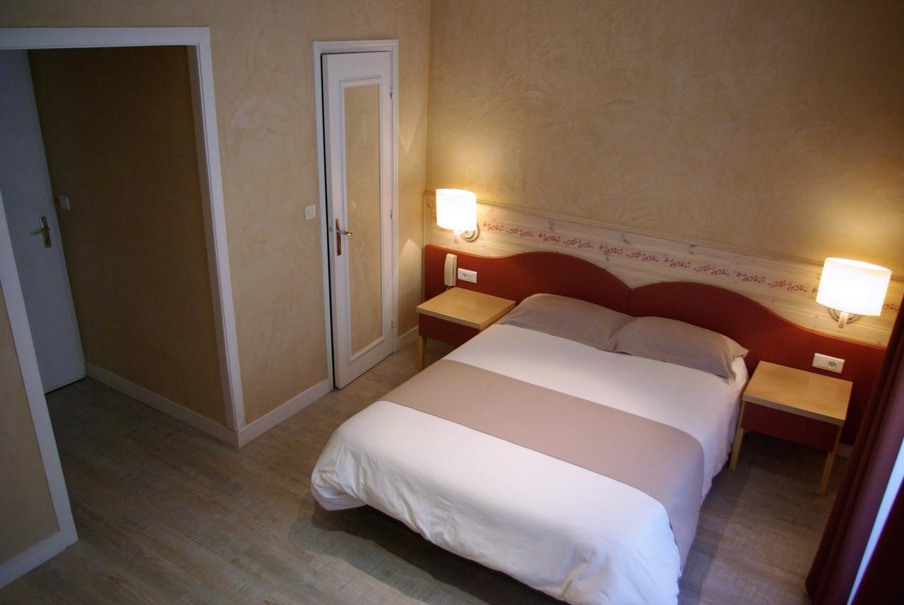 Le Mirval Hotel La Brigue Buitenkant foto