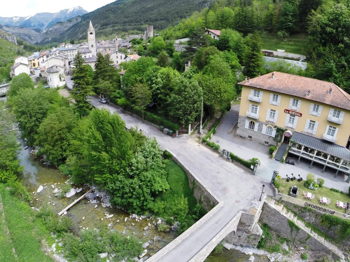 Le Mirval Hotel La Brigue Buitenkant foto