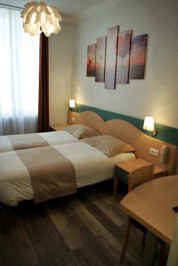Le Mirval Hotel La Brigue Buitenkant foto
