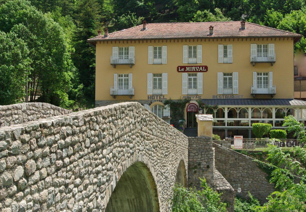 Le Mirval Hotel La Brigue Buitenkant foto