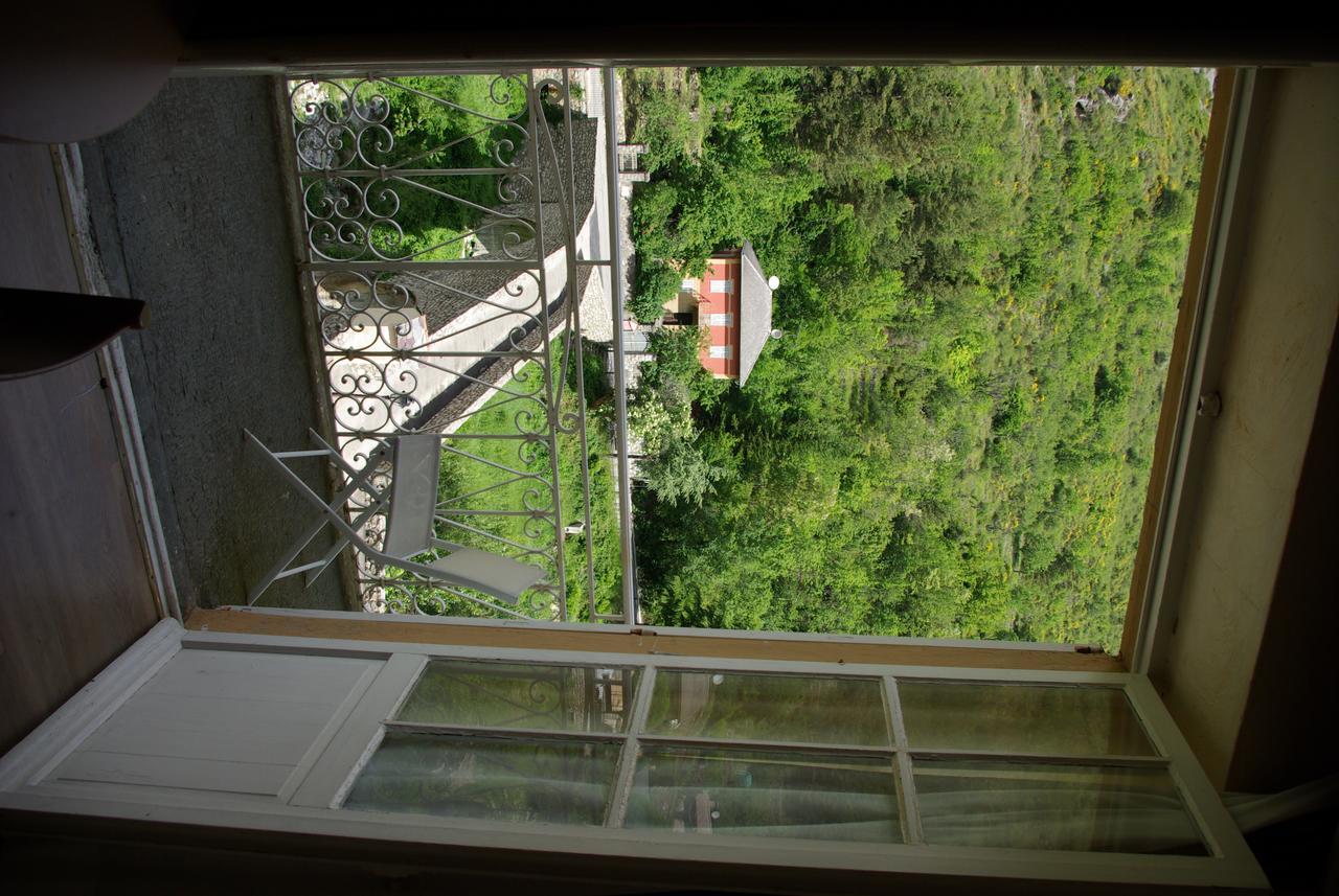 Le Mirval Hotel La Brigue Buitenkant foto