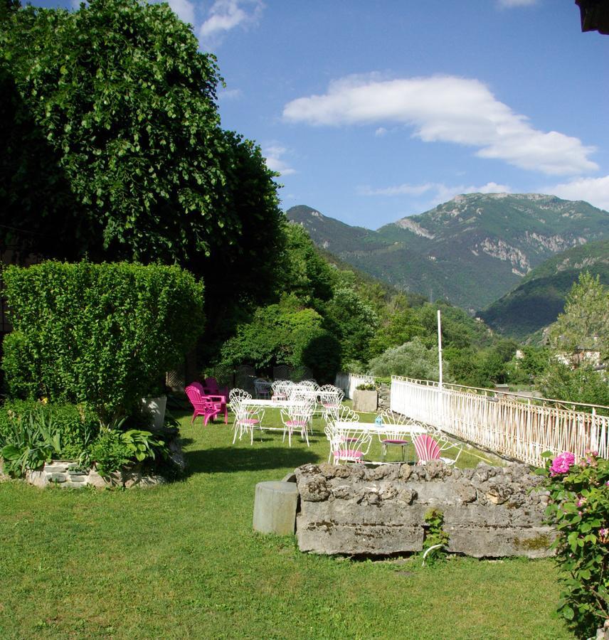 Le Mirval Hotel La Brigue Buitenkant foto